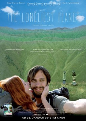 Das Plakat von THE LONELIEST PLANET © 2012 Camino Filmverleih