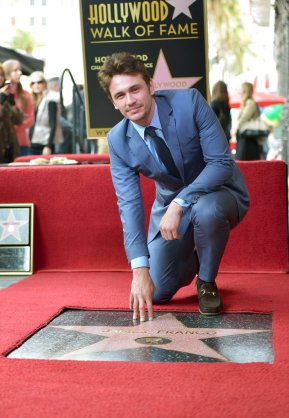 Der Schauspieler James Franco (DIE FANTASTISCHE WELT VON OZ) erhielt seinen Stern auf den Walk of Fame © 2013 WireImage